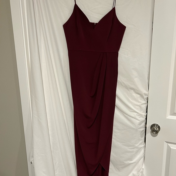 Shona Joy Deep Red Midi Dress with Spaghetti Straps - Picture 1 of 2